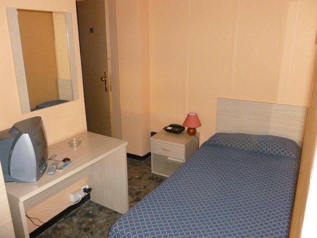 Hotel Belvedere Sanremo Camera foto